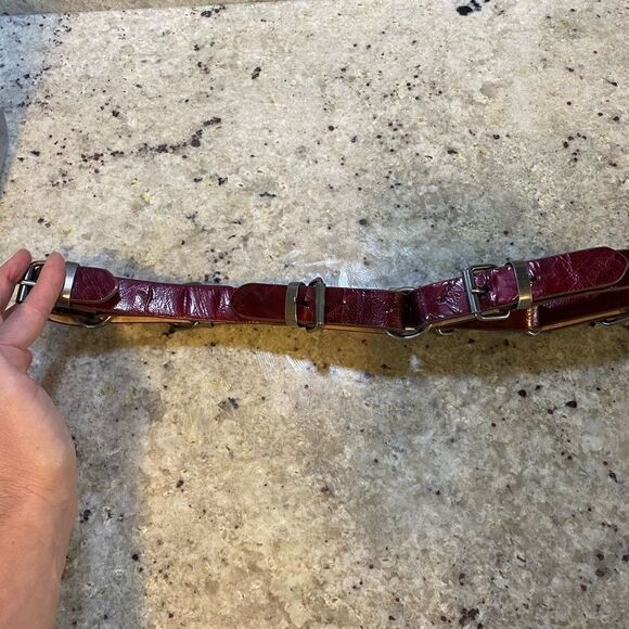Women’s to the Max maroon multi buckle unique belt 32 inches - Picture 4 of 5